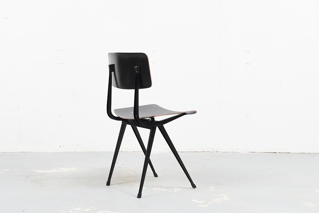 Chaise Friso Kramer Result noir Cartel de Belleville
