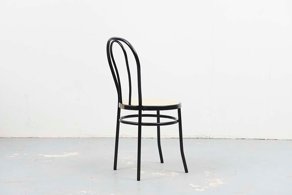 Chaises bistrot vintage cannée et noir