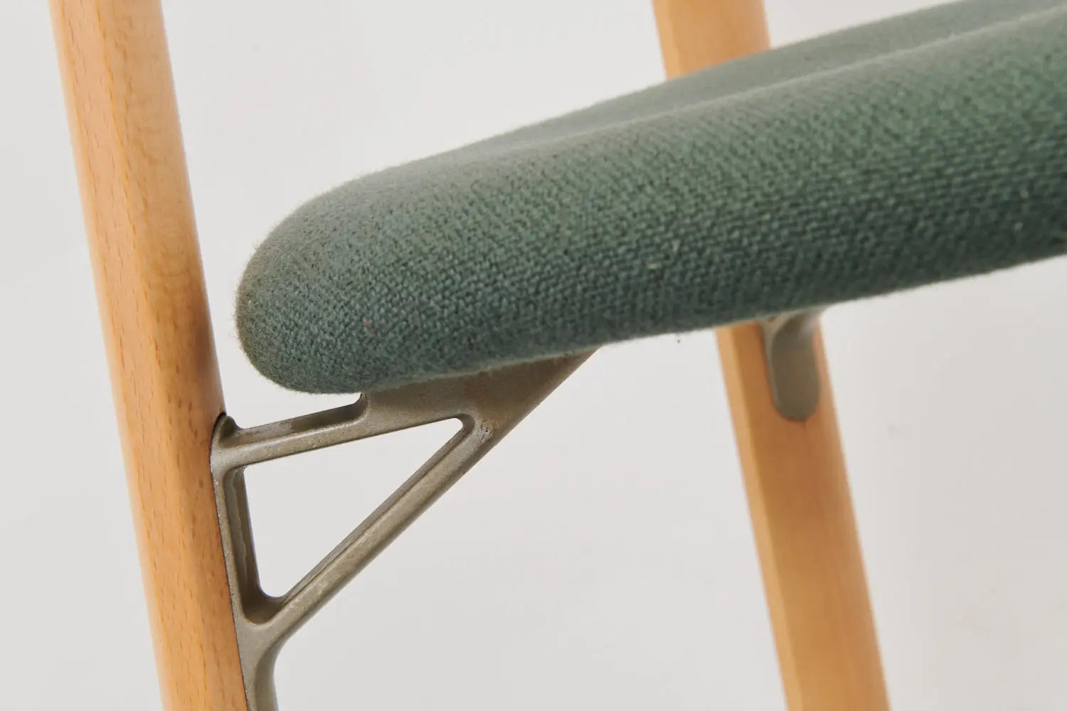 Chaise Kusch & Co Cartel de Belleville
