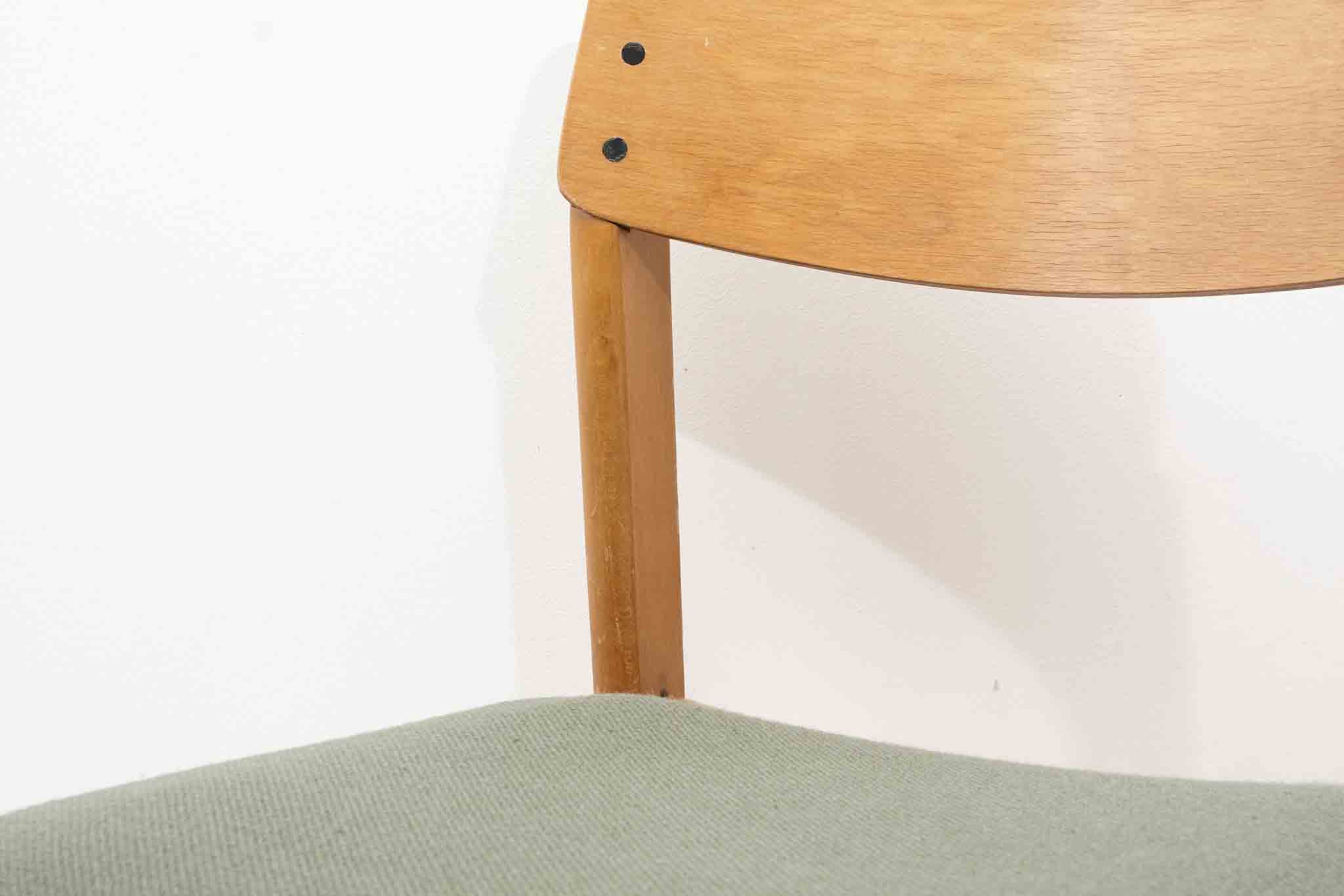 Chaise bistrot style scandinave chêne et vert