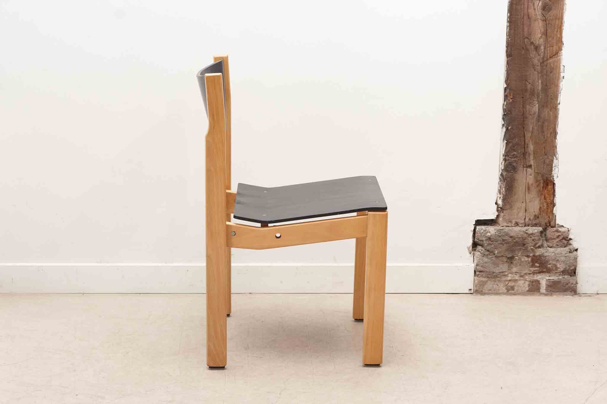 Chaise scandinave noir / hêtre