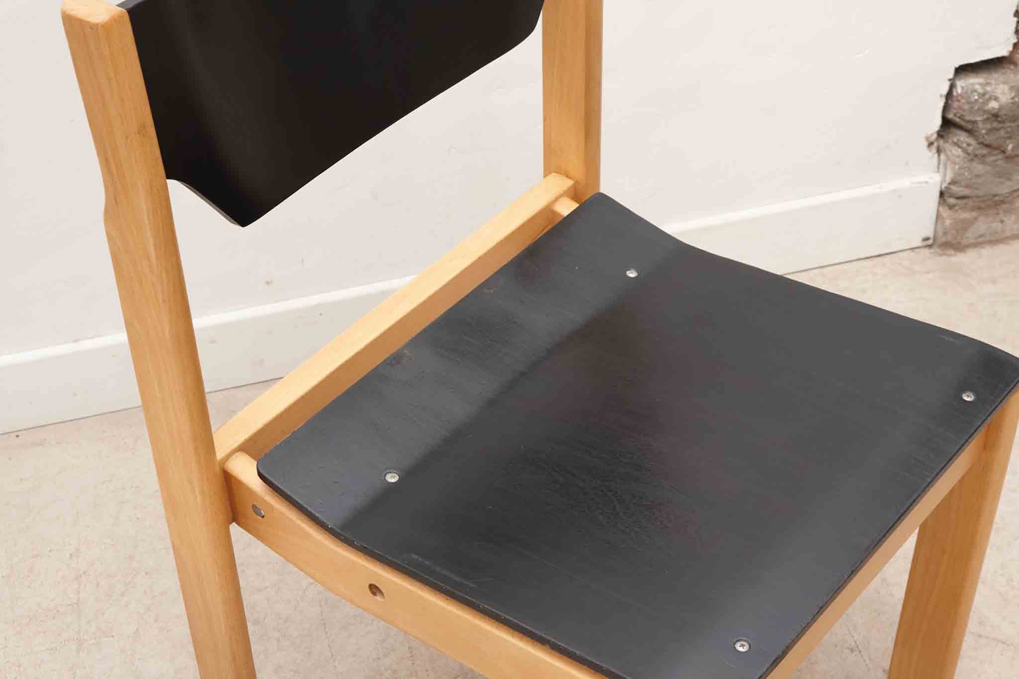Chaise scandinave noir / hêtre