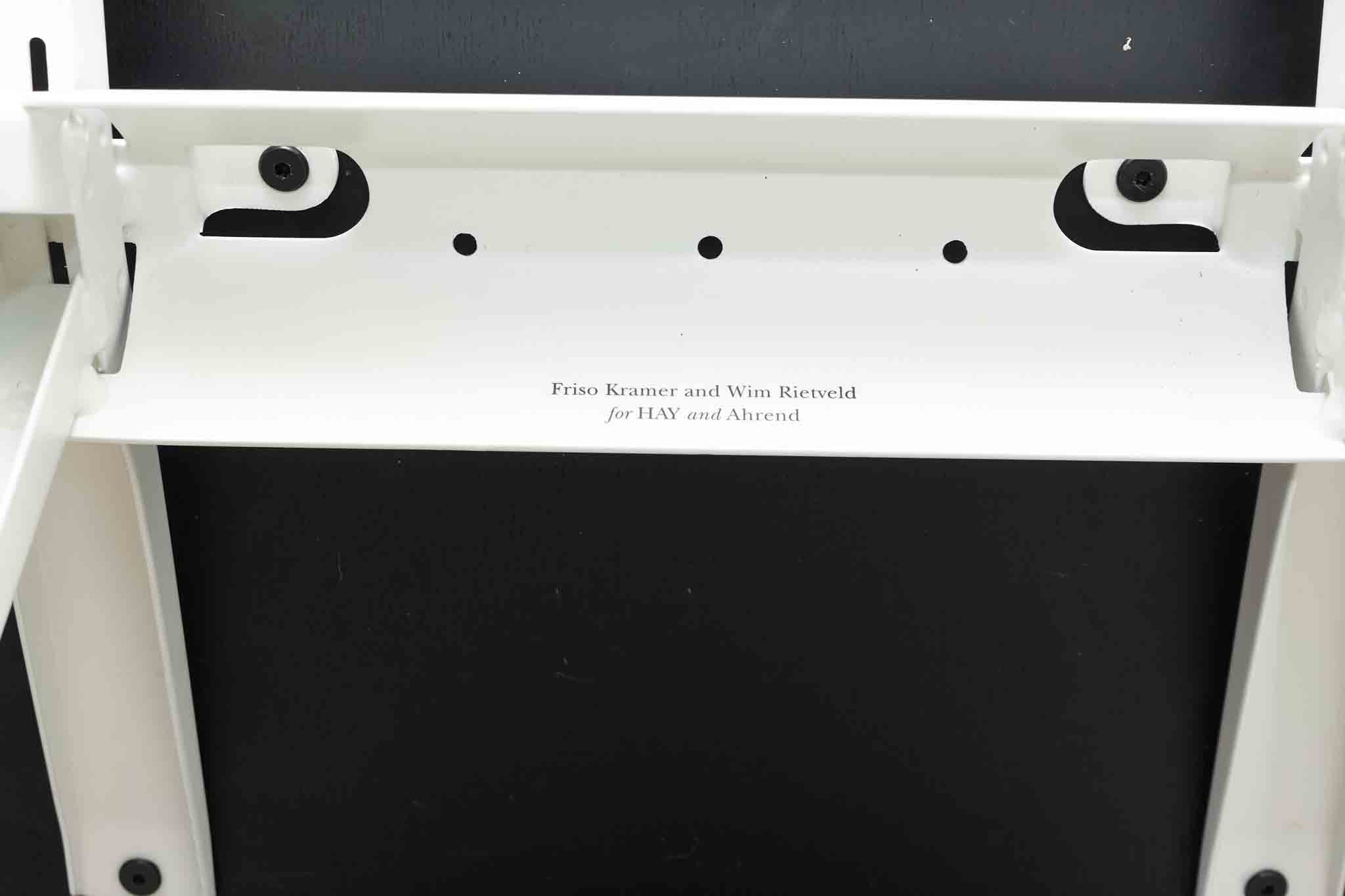 Chaise  Friso Kramer "Result" tapissée et blanc