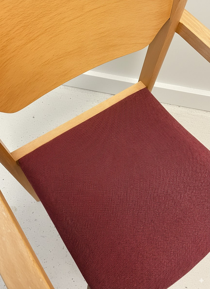 Chaise style scandinave chêne et bordeaux