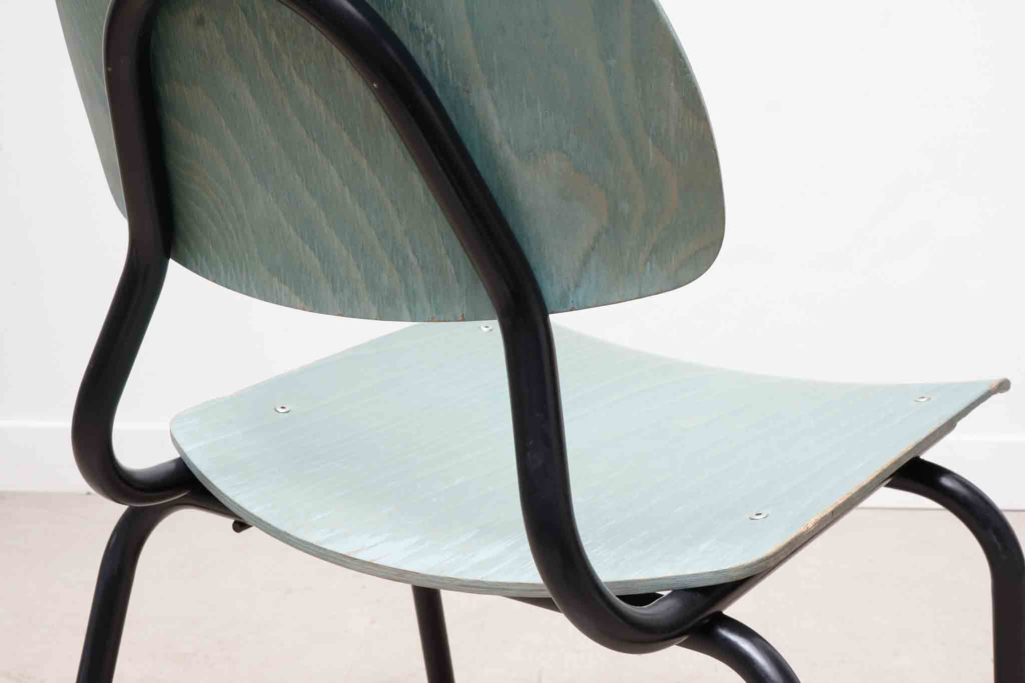 Arena 022 formica chair