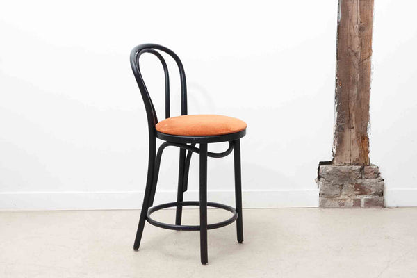 Chaise haute vintage bistrot Satelliet 16/C orange et noire