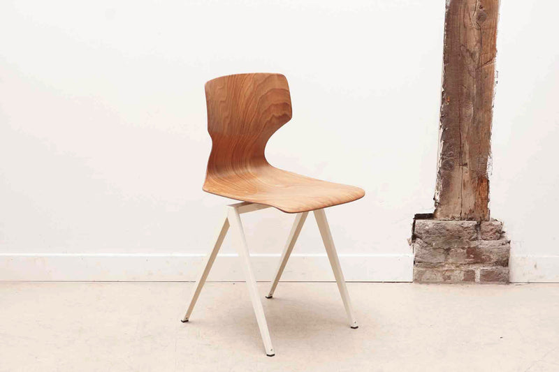 Galvanitas s19 reissue chair Off-white