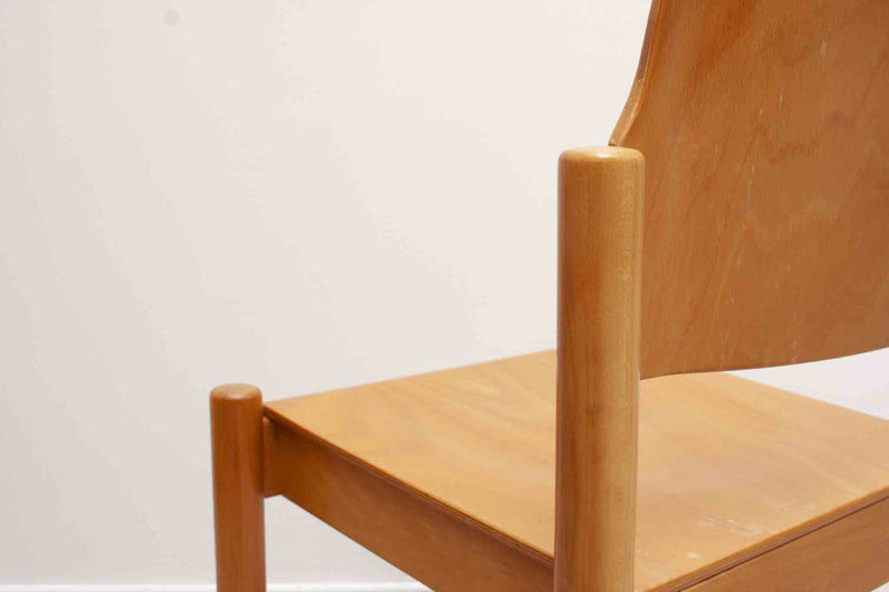 Chaise vintage en bois clair courbé