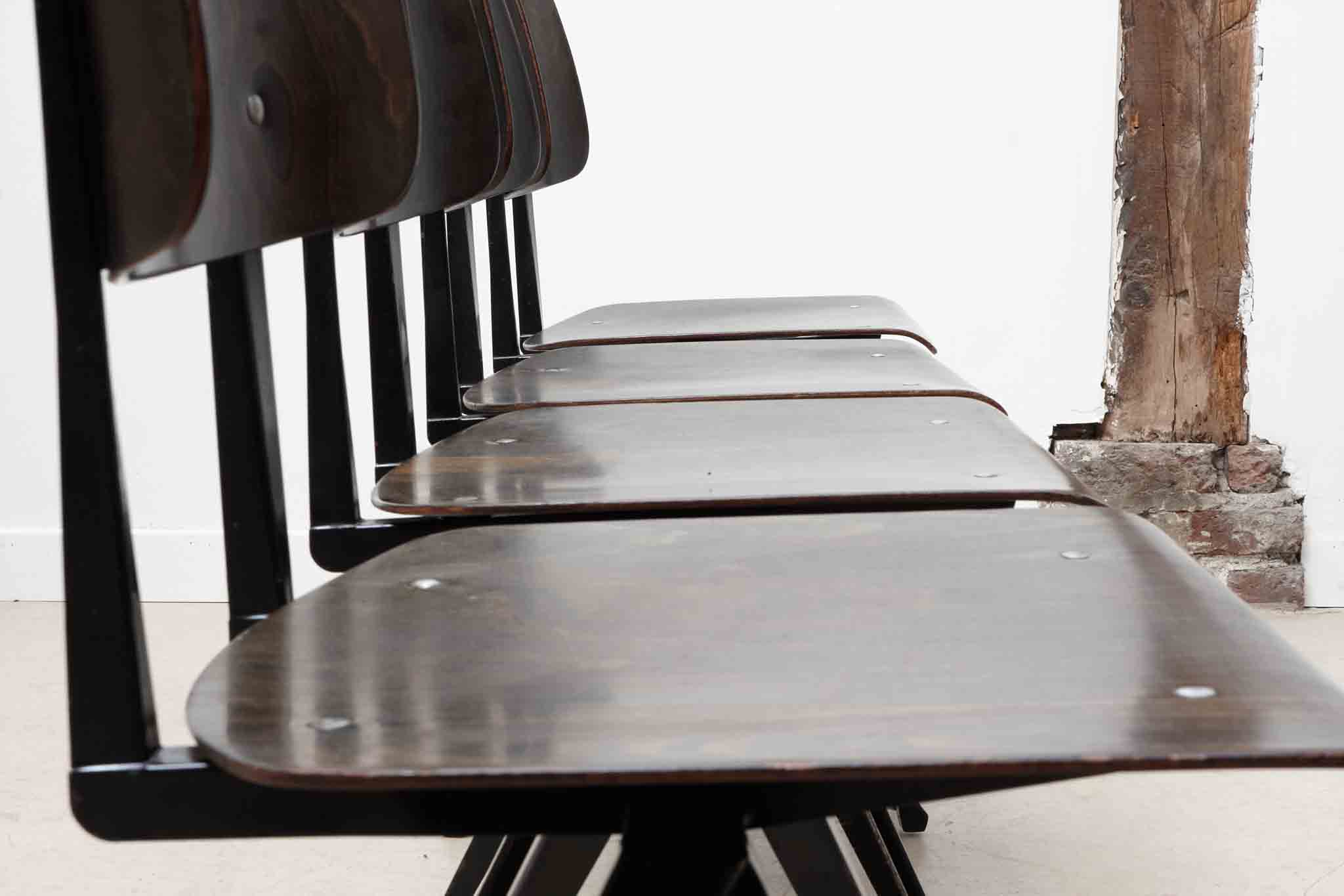 Chaise Galvanitas S16 ébène / noir