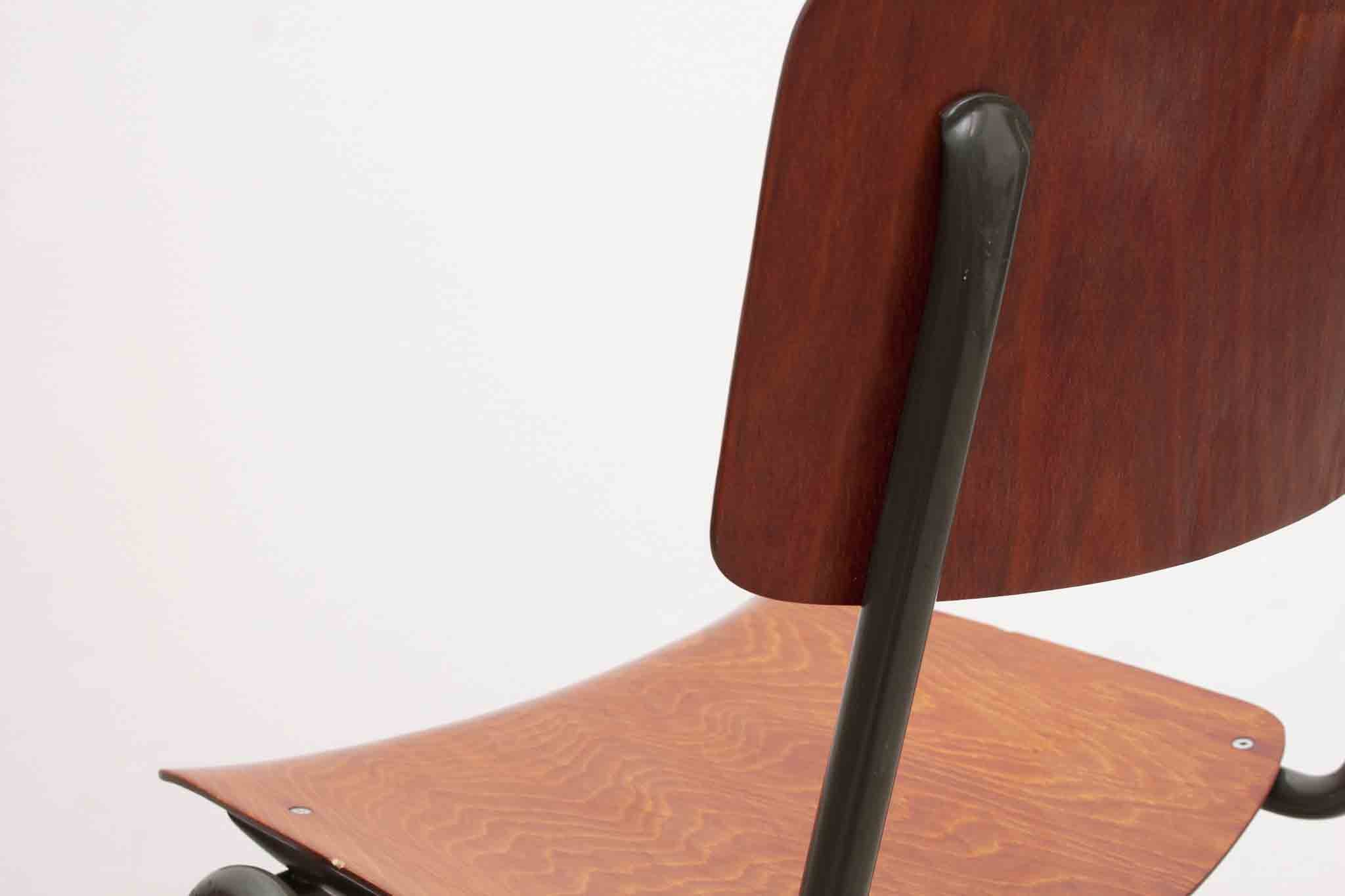 Chaise Eromes F4 chêne gris vert