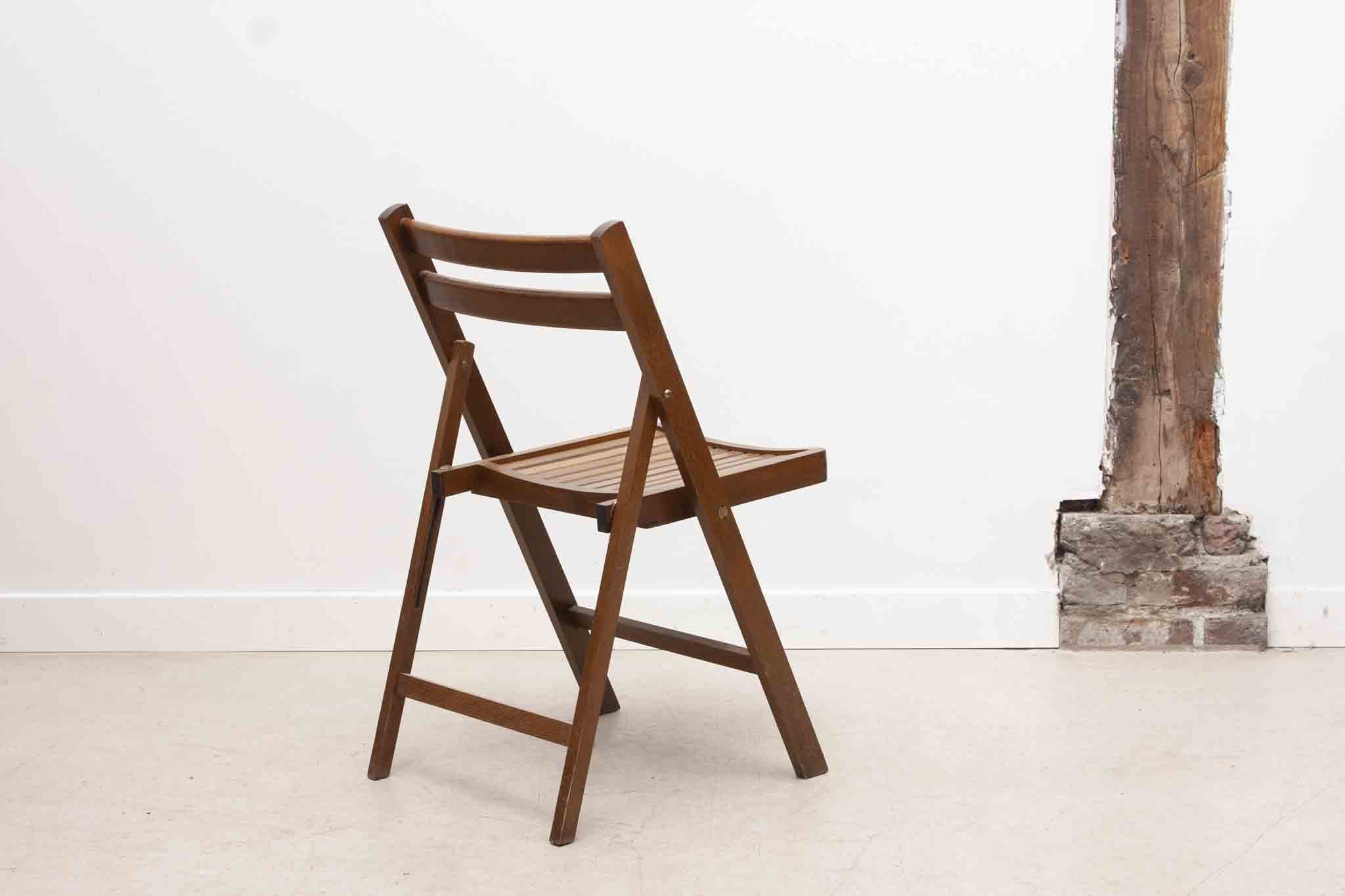 Chaise pliante en bois