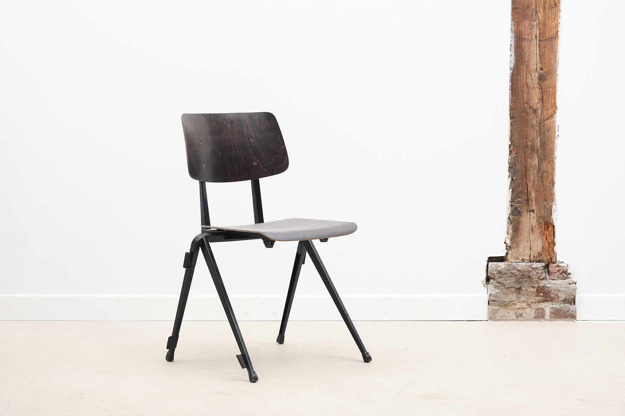 Galvanitas S17 new seat and back