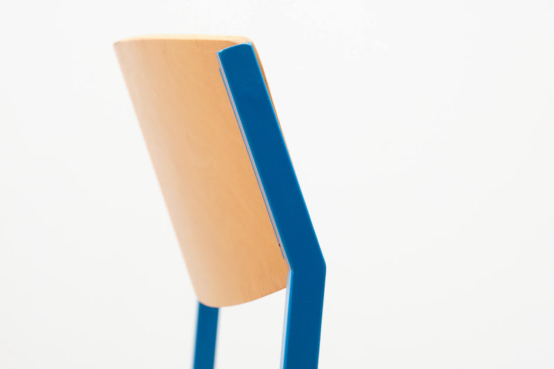 Chaise style Gijs van der Sluis bois et bleu