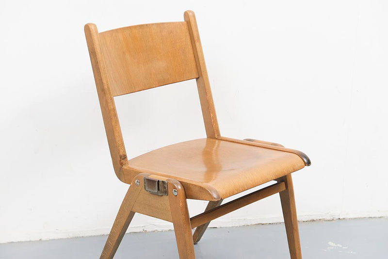 Chaise vintage style Ronald Rainer