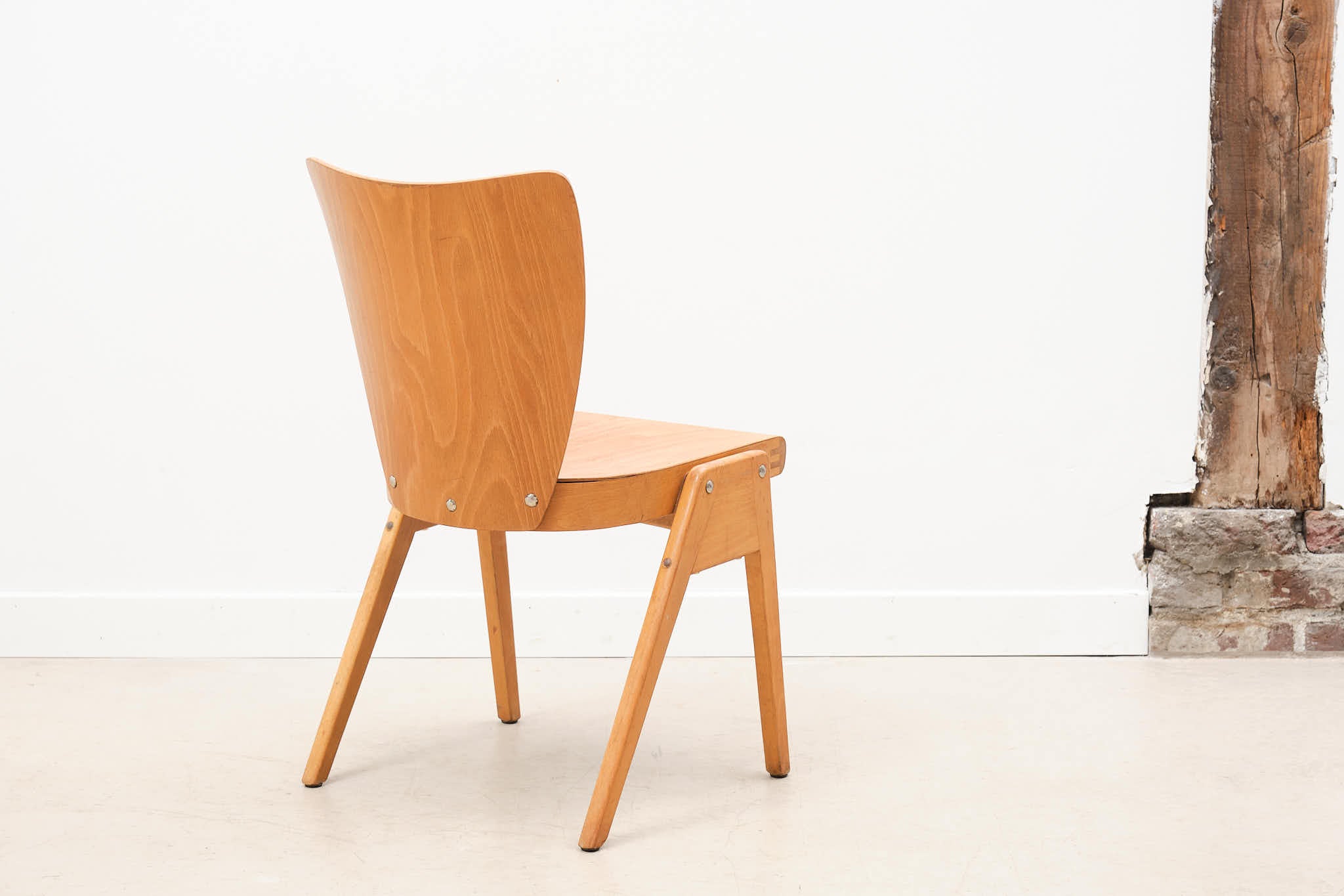 Vintage barrel shell chair