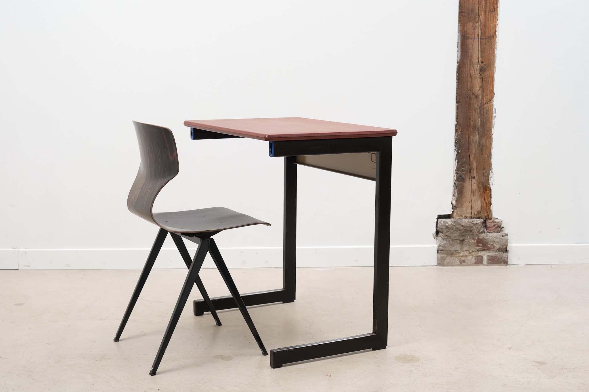 School table Galvanitas in wood
