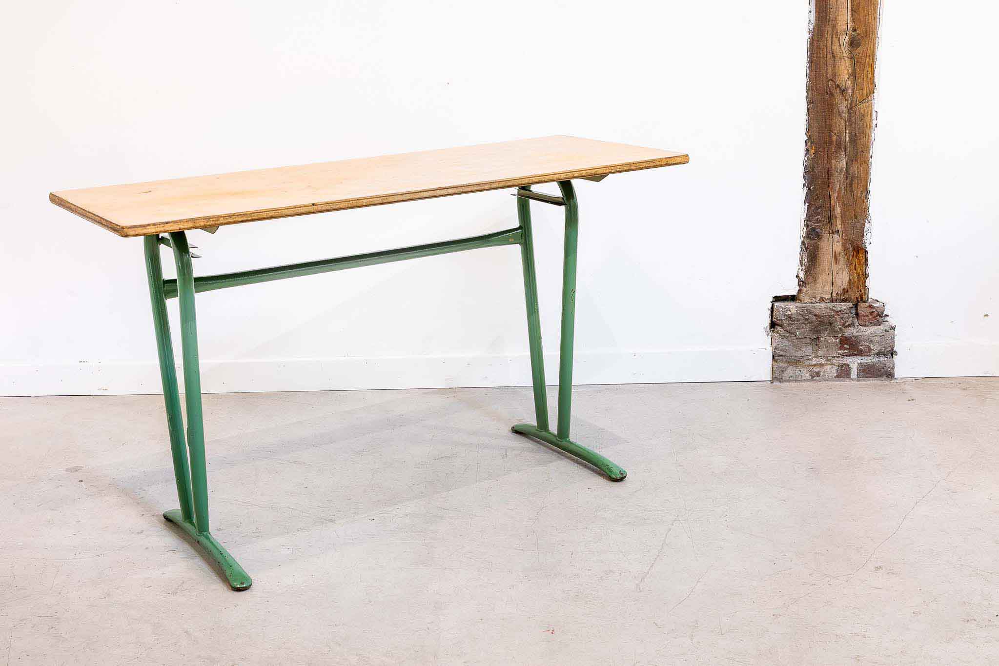 Bureau en bois et métal