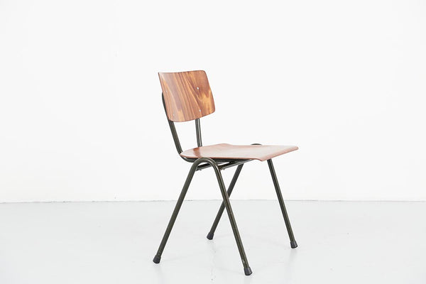 Eromes stackable oak chair