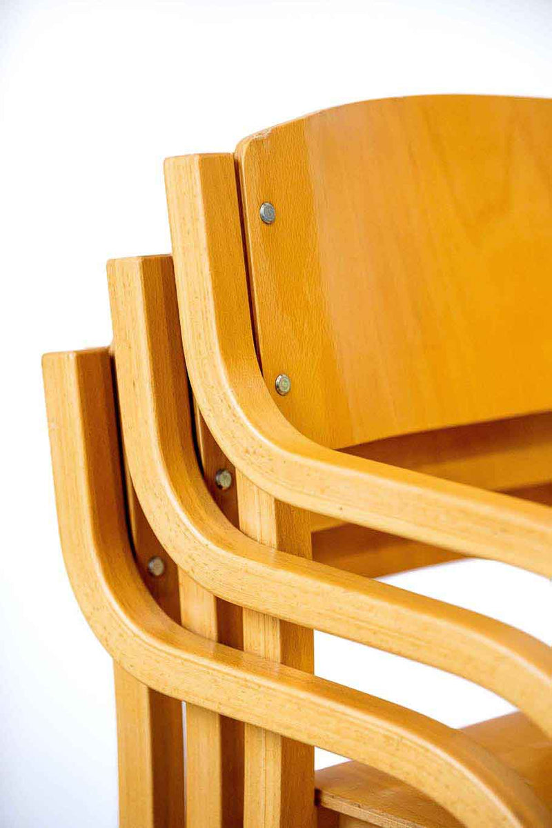Chaise vintage en bois hêtre avec accoudoirs