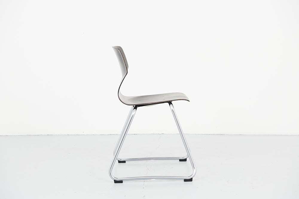 Flötotto chair in ebony pagwood