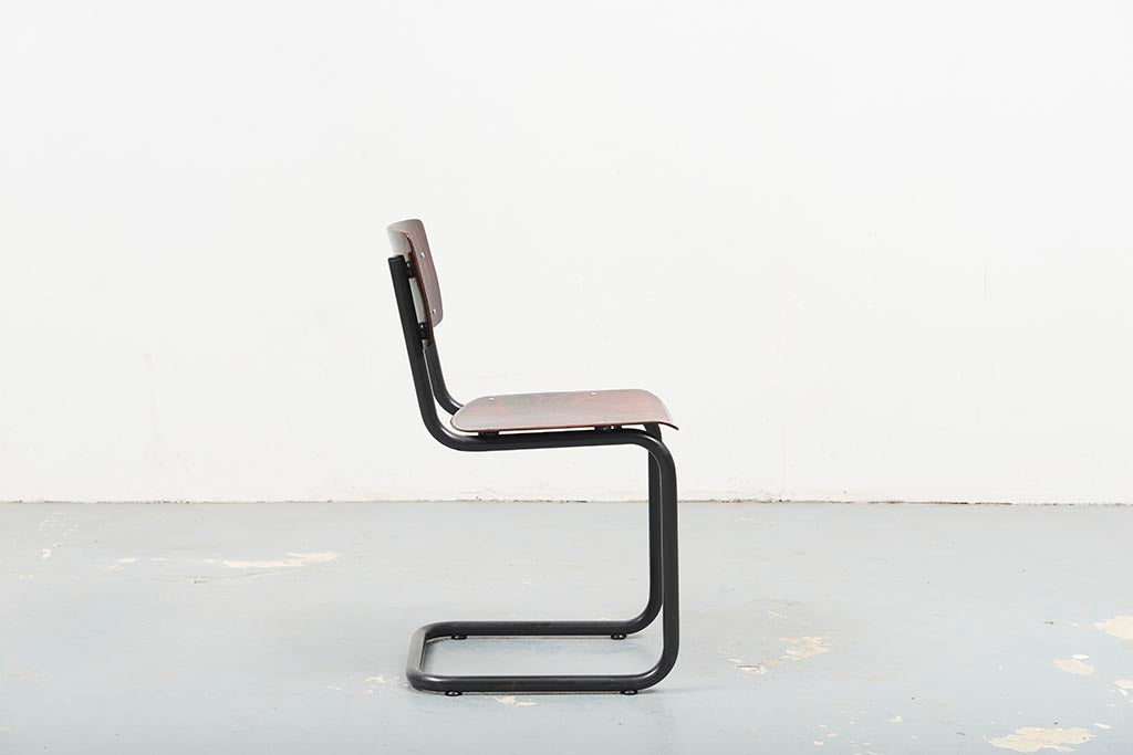 Chaise Pagholz en S