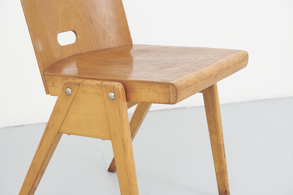 Vintage barrel shell chair