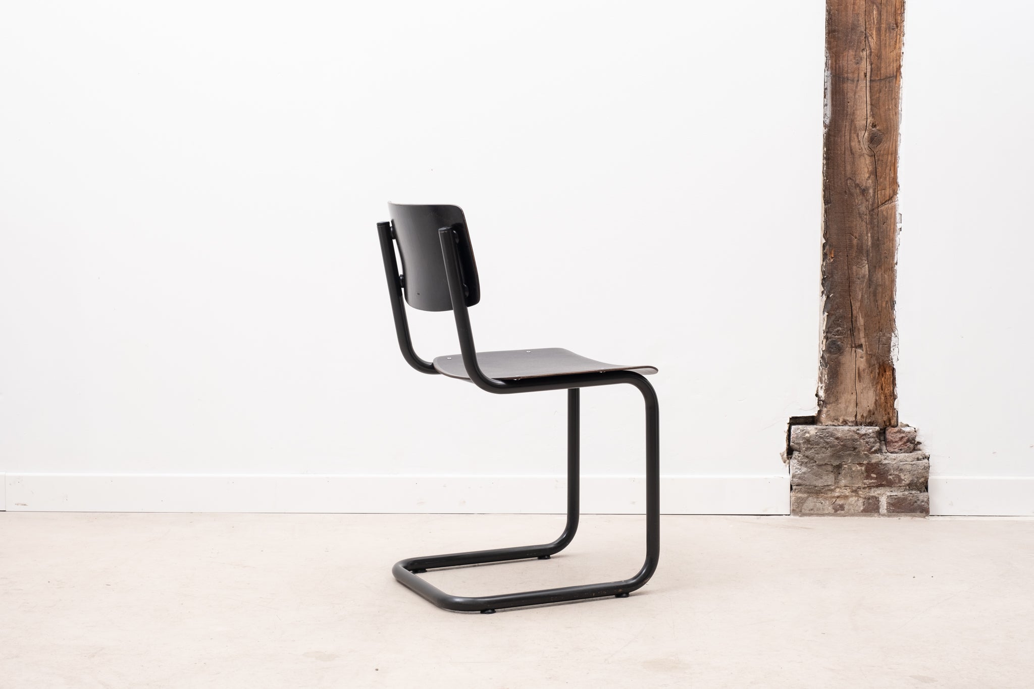 Chaise Pagholz en S