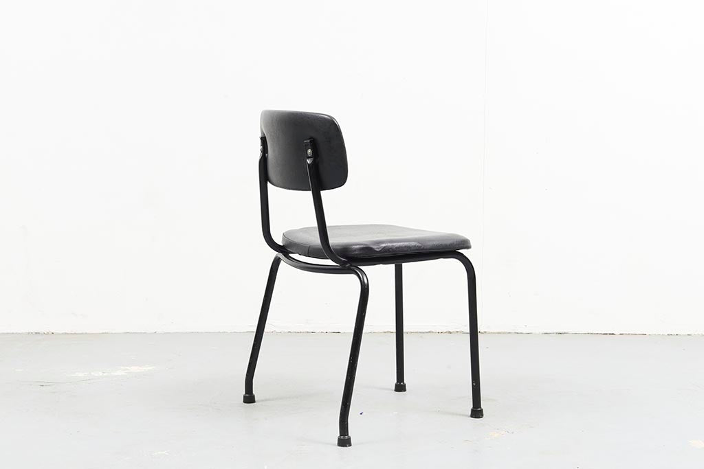 Ahrend chairs skai black