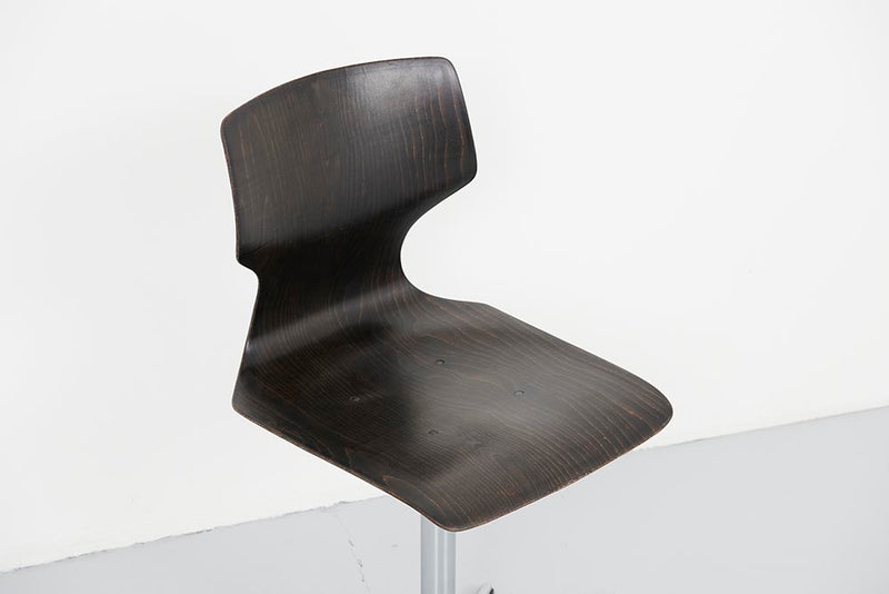 Flötotto adjustable workshop chair