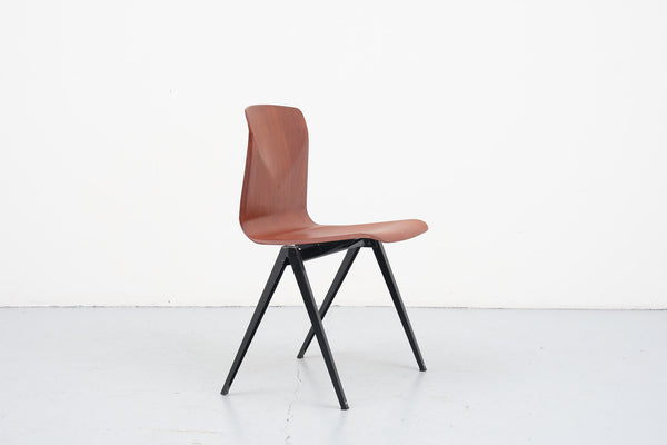 Galvanitas S22 Chair Oak / Black Original shell